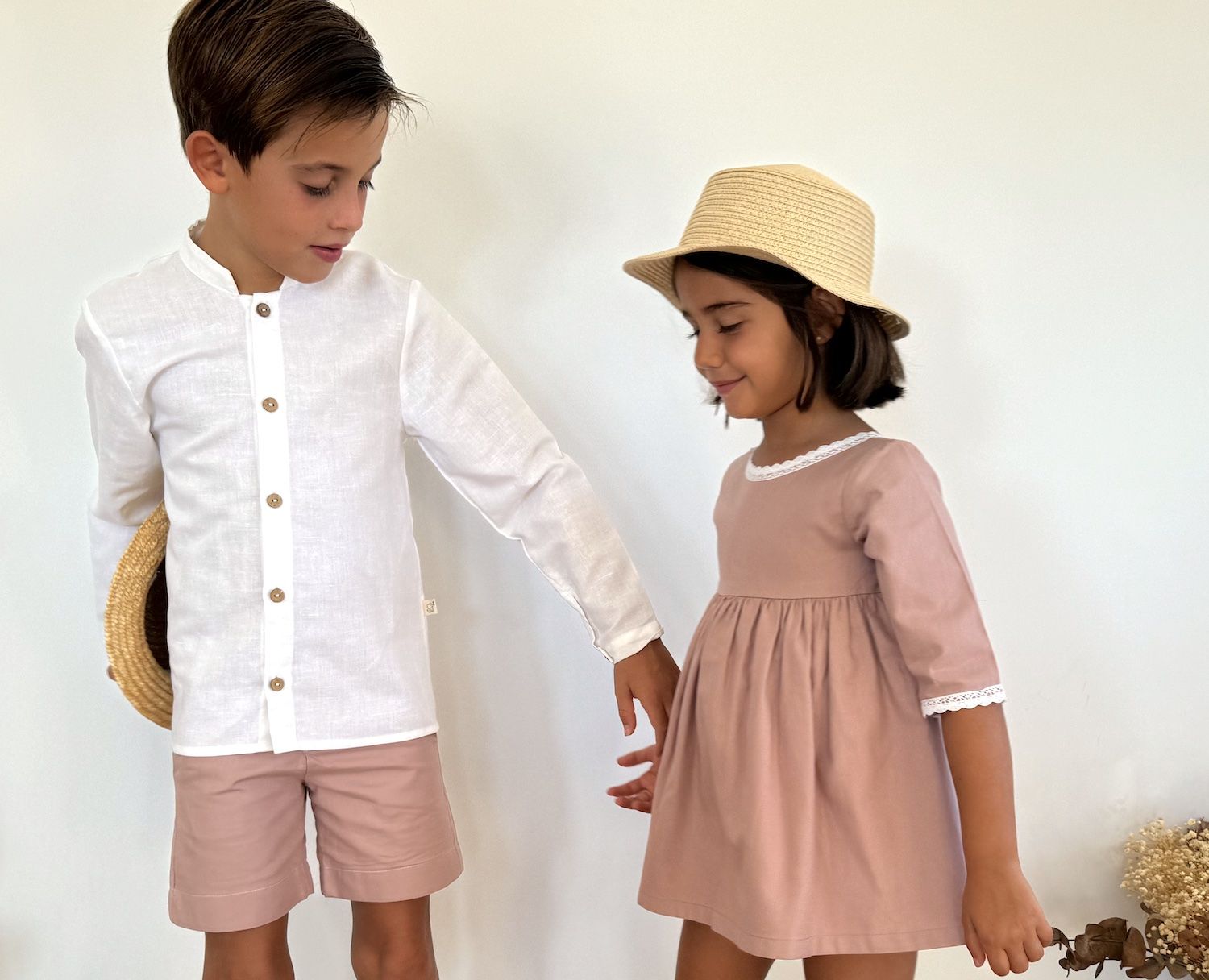 bermuda rosa nude niños arras