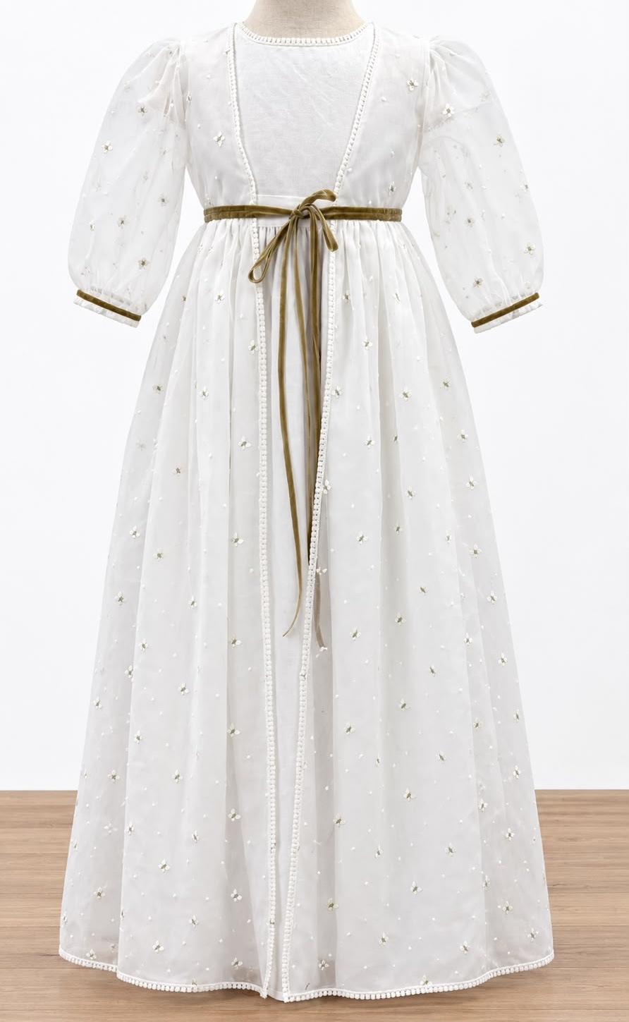 Vestido de comunión bordado con lazo de terciopelo